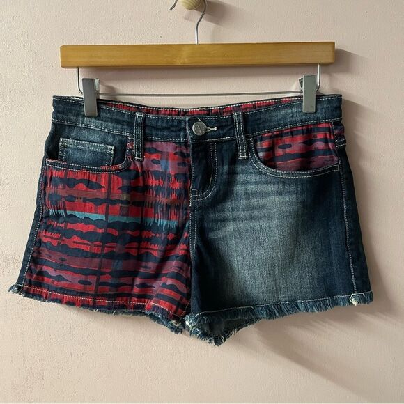 Allen B. by Allen Schwartz Red & Dark Blue Denim Cut Off Shorts Size 4 EUC - Picture 9 of 14